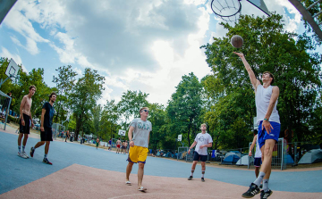Átalakult a sportzóna: Európa első party-padel klubja érkezik a Szigetre