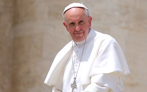 Békét sürgetett Ferenc pápa a közel-keleti egyházak vezetőivel Bariban