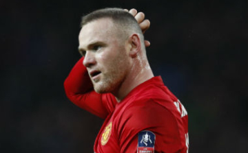 Nagy büntetést kapott az ittasan vezető Wayne Rooney