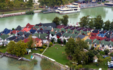 Jönnek a külföldi befektetők: a Balaton lehet a jövő Riviérája