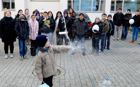 Vizes kísérletek a világnapon