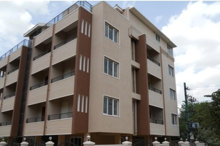 Áprilisban 58 százalékkal esett vissza az ingatlanpiac éves összevetésben 