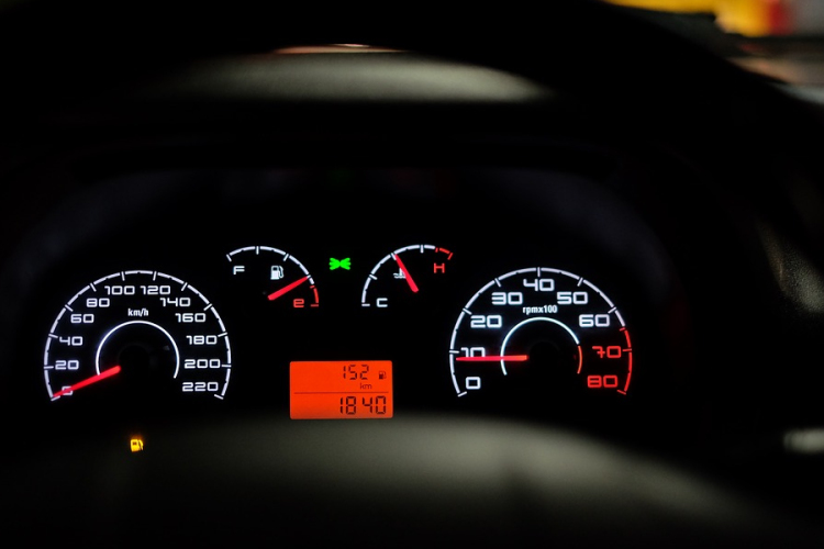 A bajor miniszterelnök 2035-től leállítaná a hagyományos meghajtású autók forgalomba helyezését