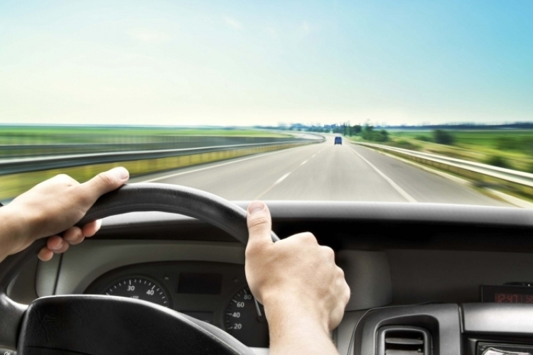 Rekordösszegű útdíj folyt be tavaly